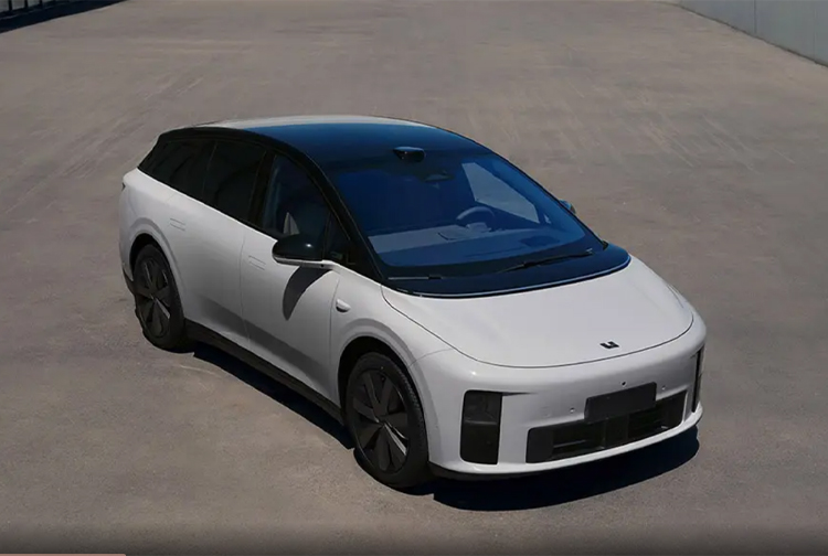 Lixiang i6 Pro com autonomia de 720 quilómetros, visando o Model Y L para atingir o mercado de gama alta. image