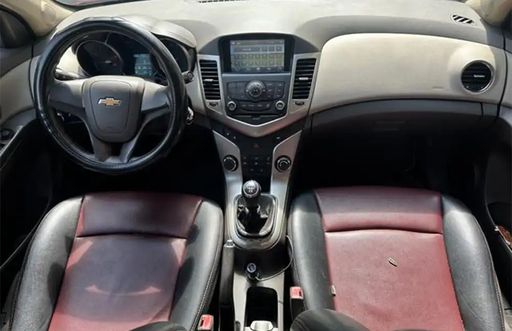 Chevrolet Cruze 2015 usado, modelo 1.5L Classic SL MT
