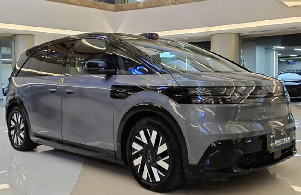 ZEEKR MIX 2025 usado, modelo 102 kWh, edição de condução inteligente de longo alcance.