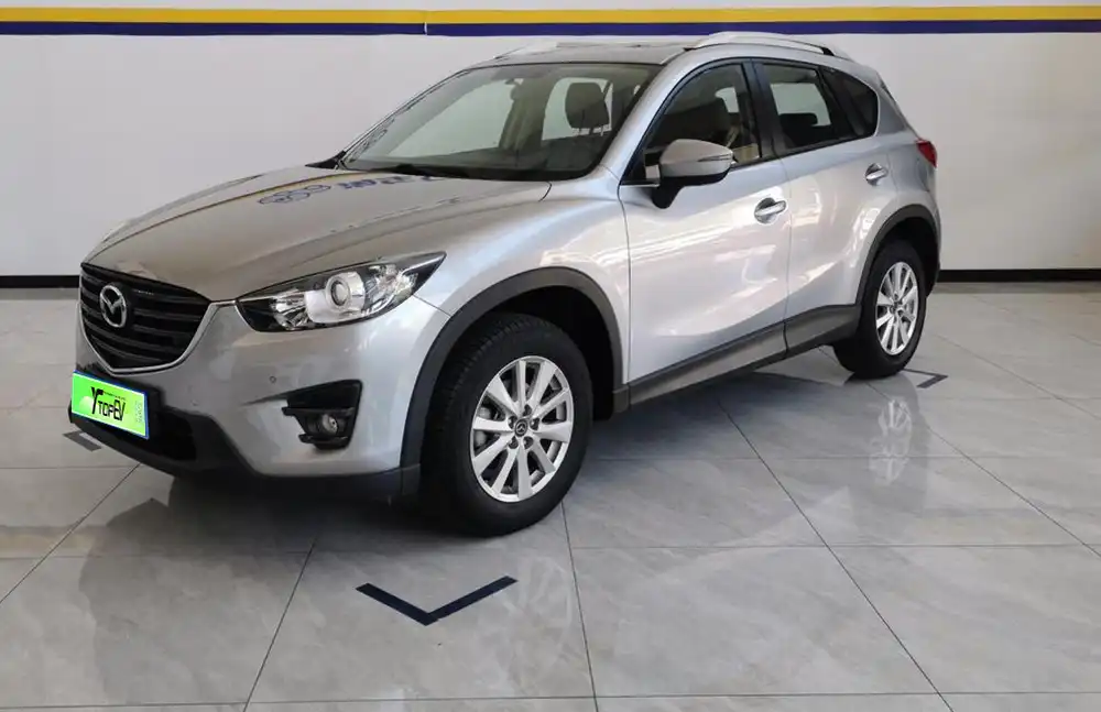 Mazda CX-5 2015 usado, modelo 2.0L automático com tração dianteira, versão Urban