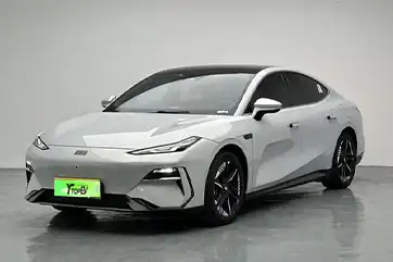 Galaxy E8 2024 usado, modelo 550 km PRO