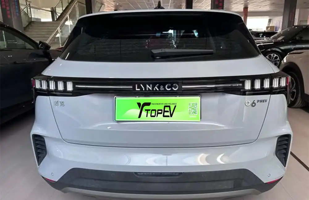 Lynk & Co 06 EM-P 2023 PHEV Remix Pro usado