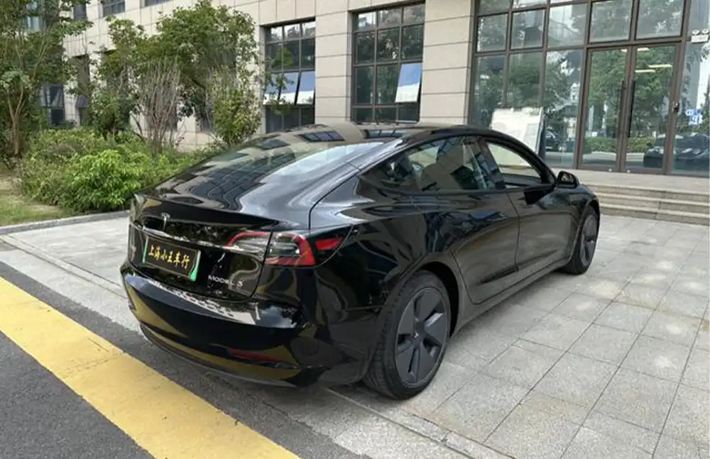Tesla Model Y 2021 usado, autonomia padrão, tração traseira