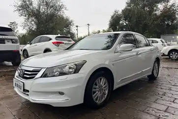 Honda Accord 2013 usado, modelo 2.0L SE