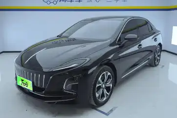 Hongqi E-QM5 2023 usado, modelo Basic Travel Edition