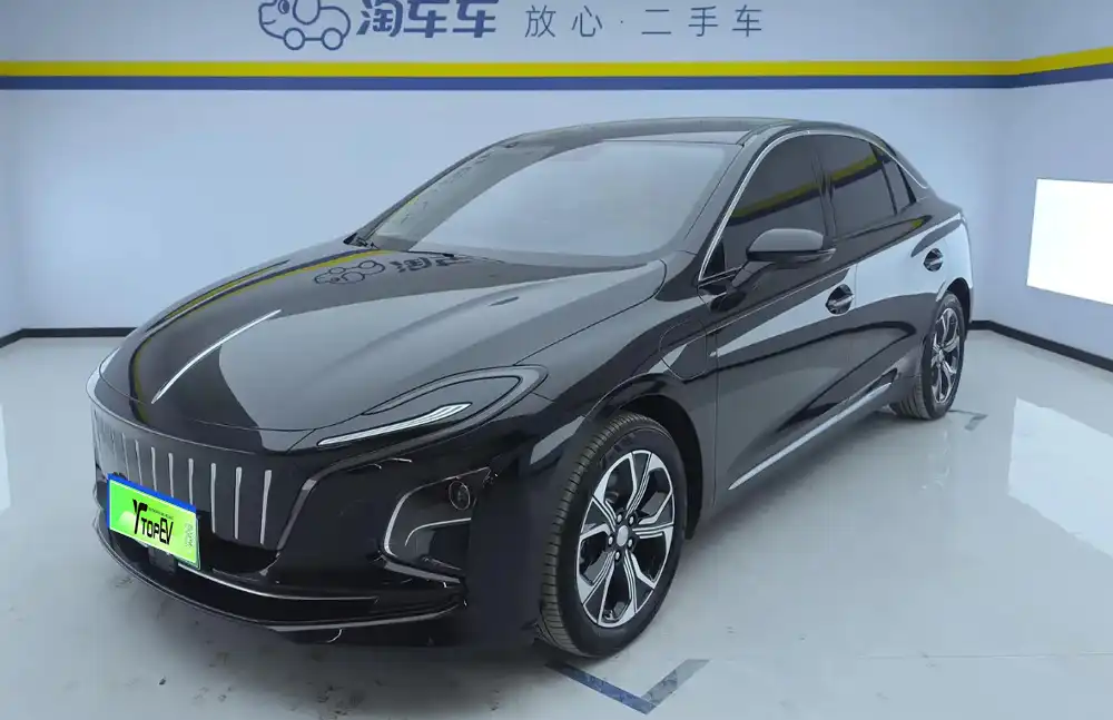 Hongqi E-QM5 2023 usado, modelo Basic Travel Edition