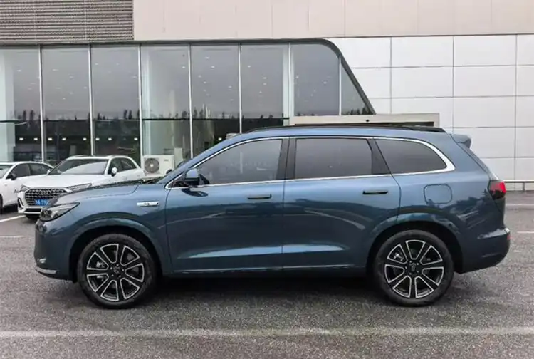 AITO M7 2024 usado, modelo Ultra de cinco lugares com tração integral e edição de condução inteligente