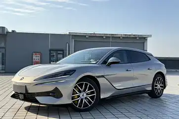 Denza Z9GT DM 2024 usado, modelo 1100, tração integral, edição Ultra