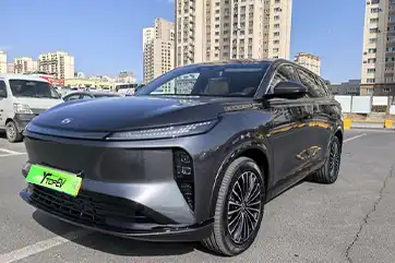 Usado Dongfeng Fengshen L8 PHEV 2025, 185KM Dream Edition