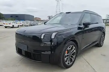 Lynk & Co 900 2025 usado, modelo 1.5T Ultra