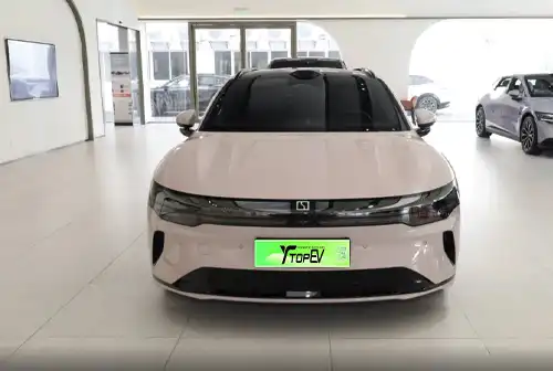 Um carro faz o trabalho de quatro? Análise prática do ZEEKR 007GT vs. Model 3.