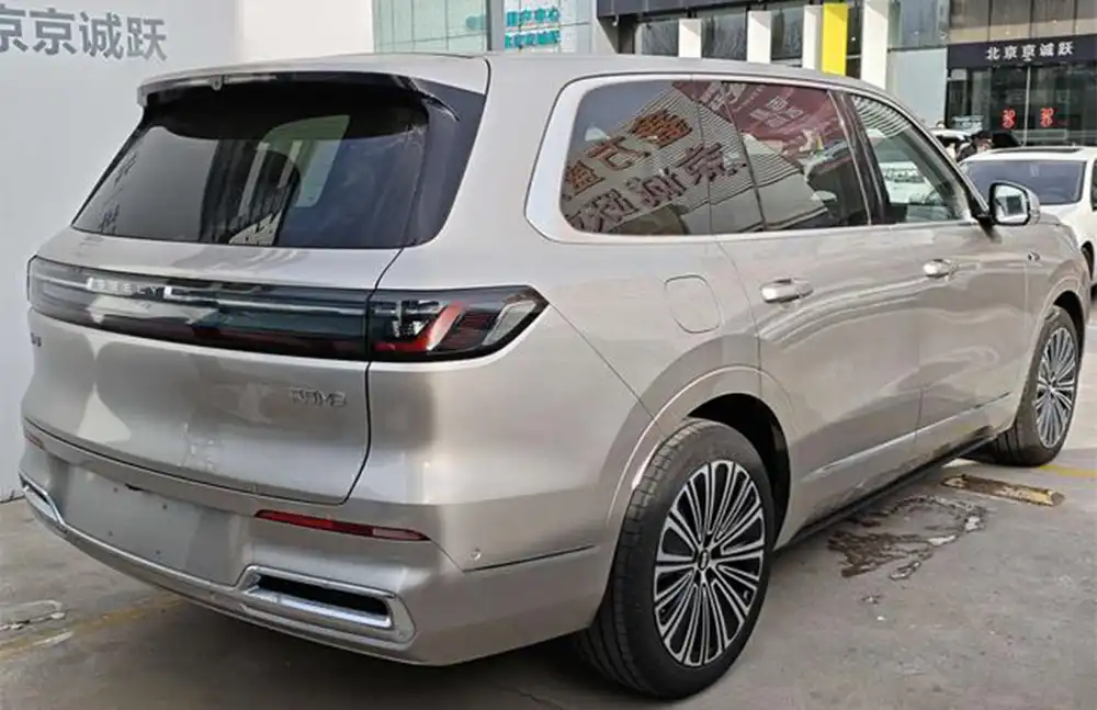 Geely Galaxy M9 2025 usado, modelo 210 km, 4WD, edição com navegação