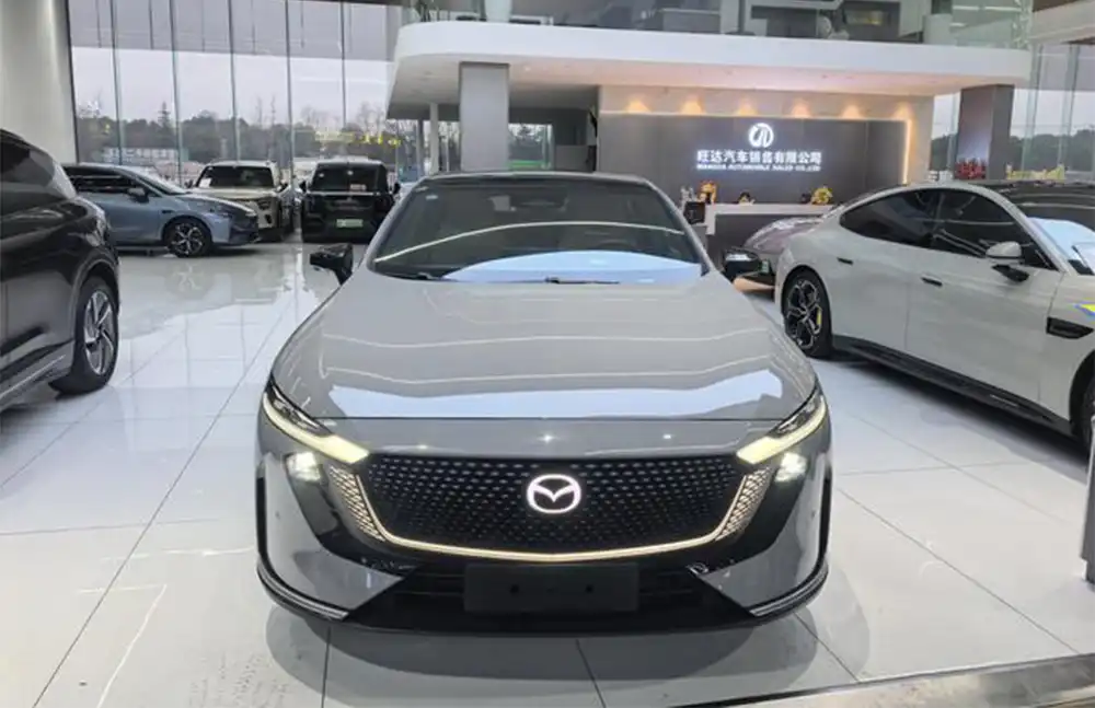 Mazda EZ-6 2024 usado, modelo Pure Electric 600 Premium Edition