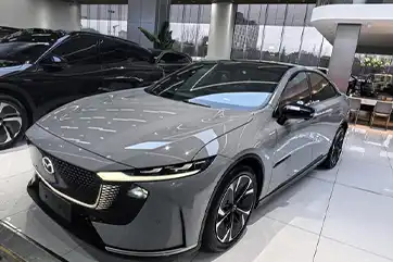 Mazda EZ-6 2024 usado, modelo Pure Electric 600 Premium Edition