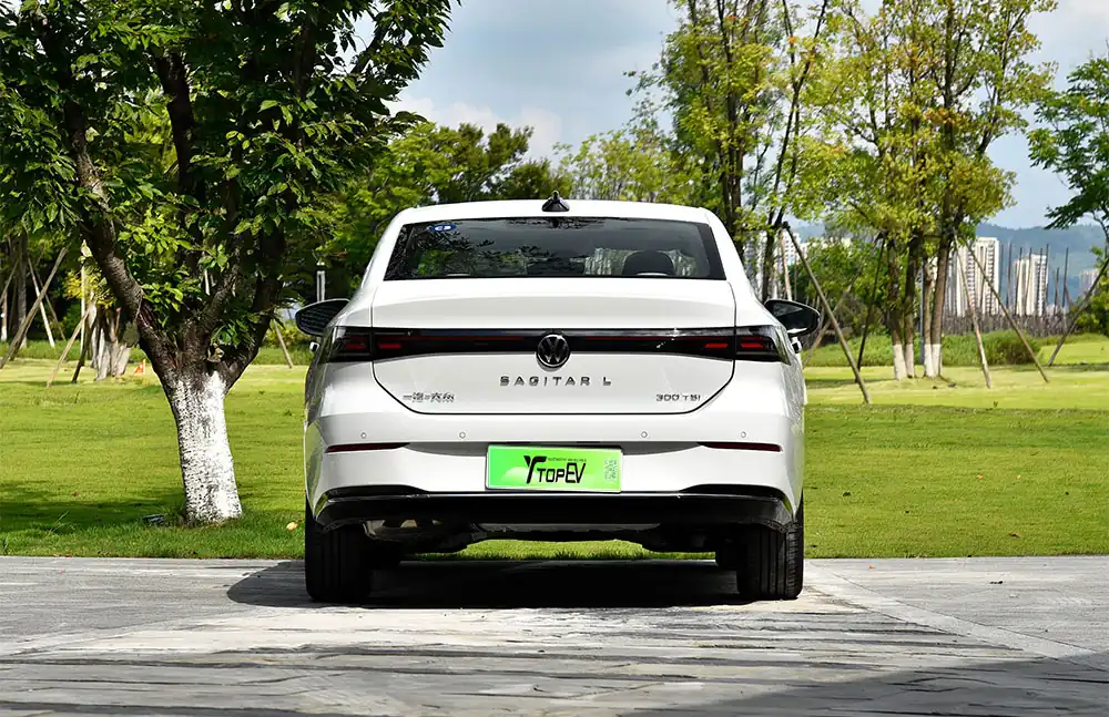 Volkswagen Sagitar L 2026