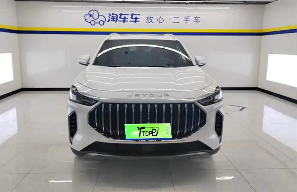 Jetour X70 PLUS 2024 usado, modelo 1.6T DCT Premium Edition, 5 plazas