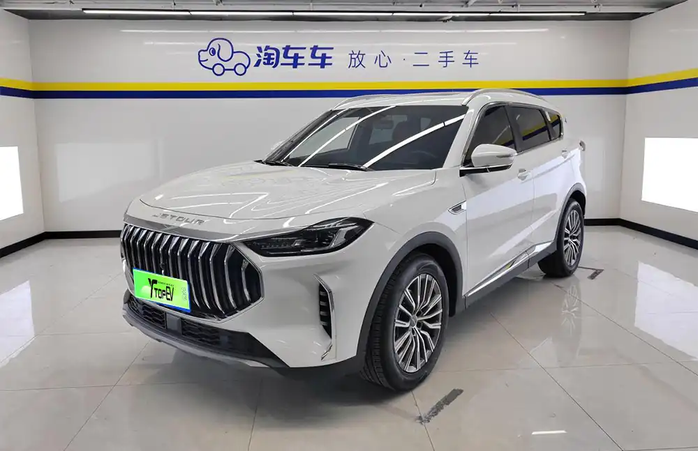 Jetour X70 PLUS 2024 usado, modelo 1.6T DCT Premium Edition, 5 plazas