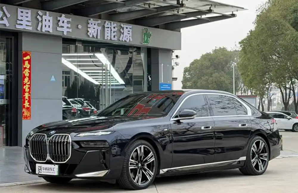 BMW i7 2023 eDrive50L Pacote Luxo usado