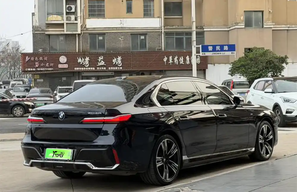 BMW i7 2023 eDrive50L Pacote Luxo usado