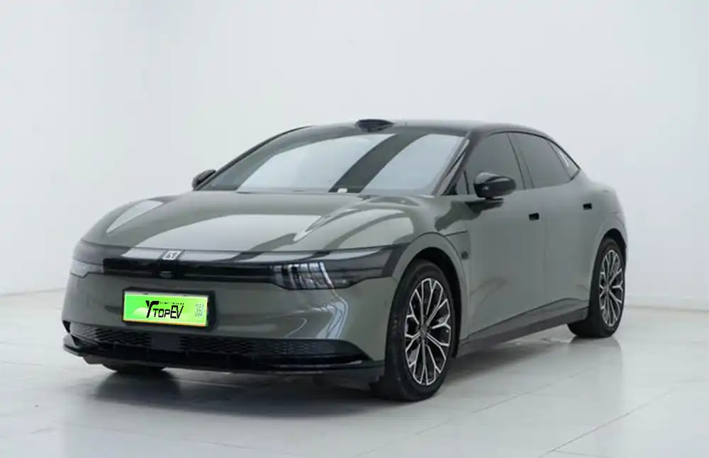 ZEEKR 007 2025 usado, tração nas quatro rodas, edição Intelligent Driving, 75 kWh