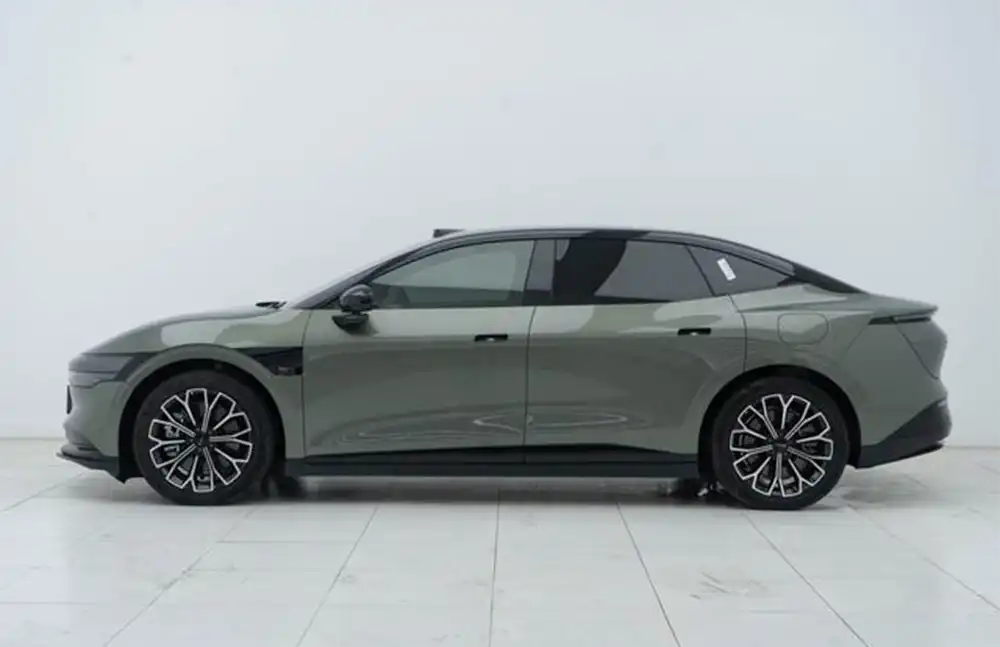 ZEEKR 007 2025 usado, tração nas quatro rodas, edição Intelligent Driving, 75 kWh