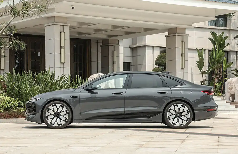 Audi A6L e-tron 2026