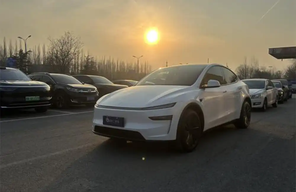 Ford Modelo Y 2026 usado, tração traseira.