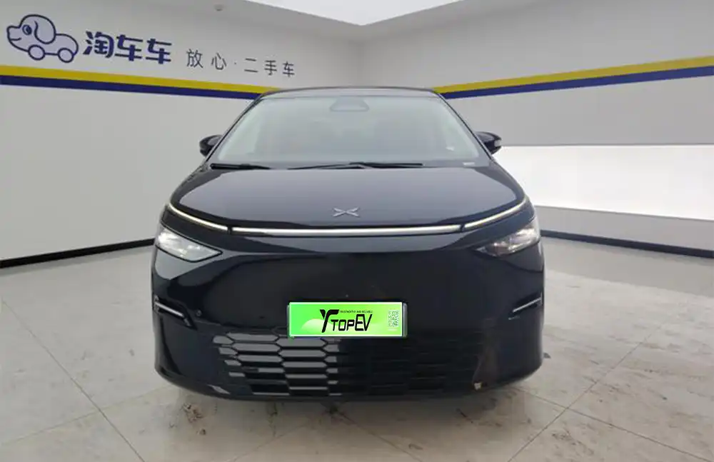 XPeng X9 usado, modelo 2025, totalmente elétrico, com autonomia ultralonga de 740 km (máx.)