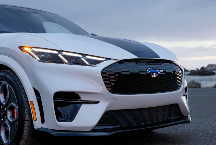 Avaliação do 2026 Ford Mustang Mach-E GT: 480 cv, 0–100 km/h em 3,1 s, California Special – Especificações, Autonomia, Preço e Guia de Exportação