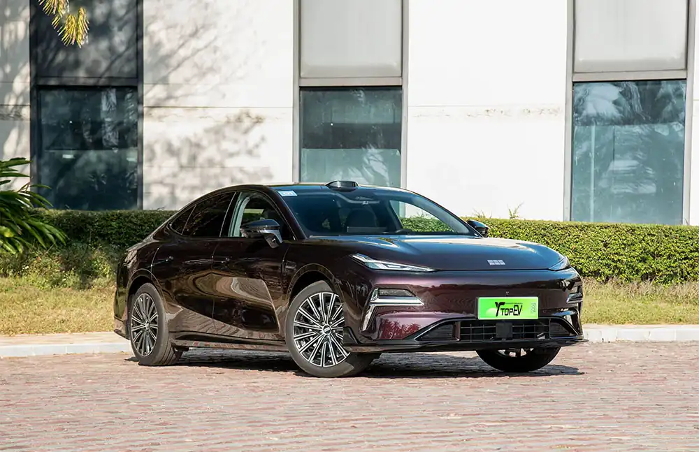 Geely Galaxy Starshine 8 PHEV 2026