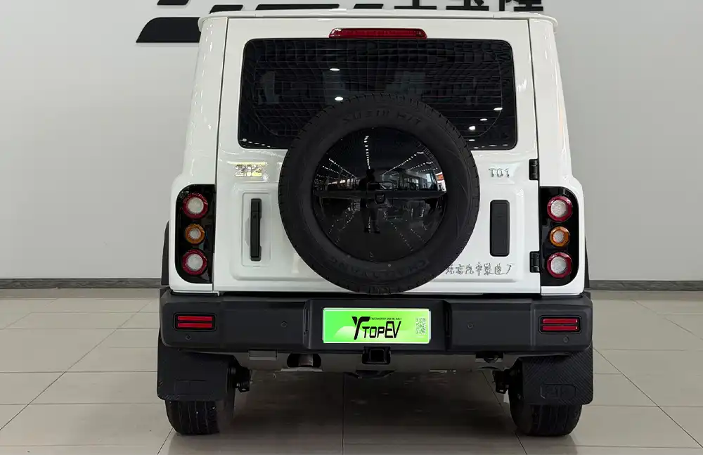 BAIC 212 T01 2.0T Explorer Edition usado, ano 2024