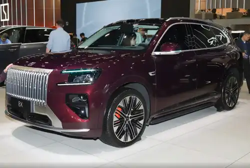 Zeekr 8X entra no segmento de SUVs de luxo de grande porte na China — e traz o arsenal completo da Geely