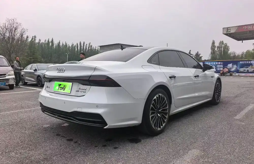 Audi A7L 45 TFSI S-line “Dreaming of Youth” Edition 2020 usado