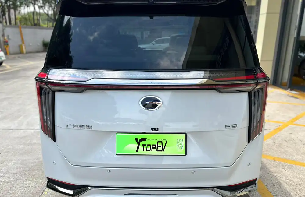GAC Trumpchi E9 PHEV 2.0TM MAX usado, ano 2023