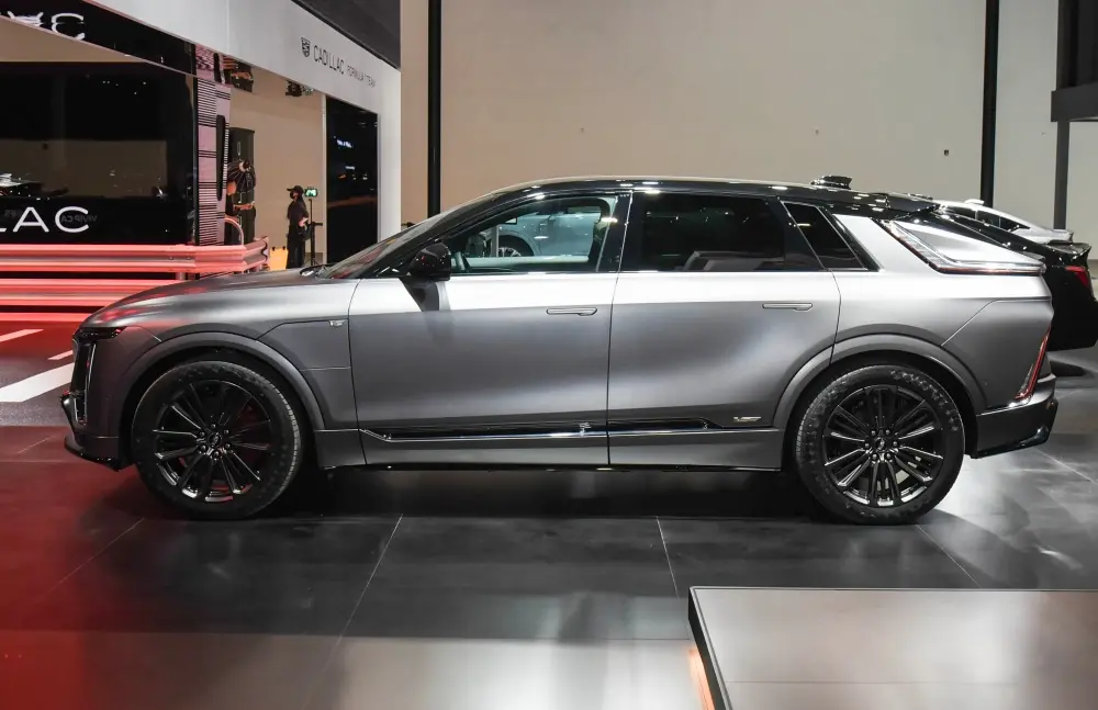 Cadillac LYRIQ 2026