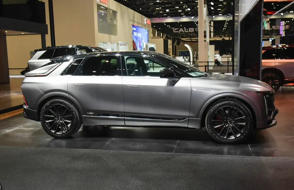 Cadillac LYRIQ 2026