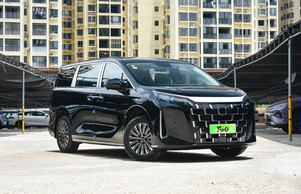 BYD Linghui M9 2026