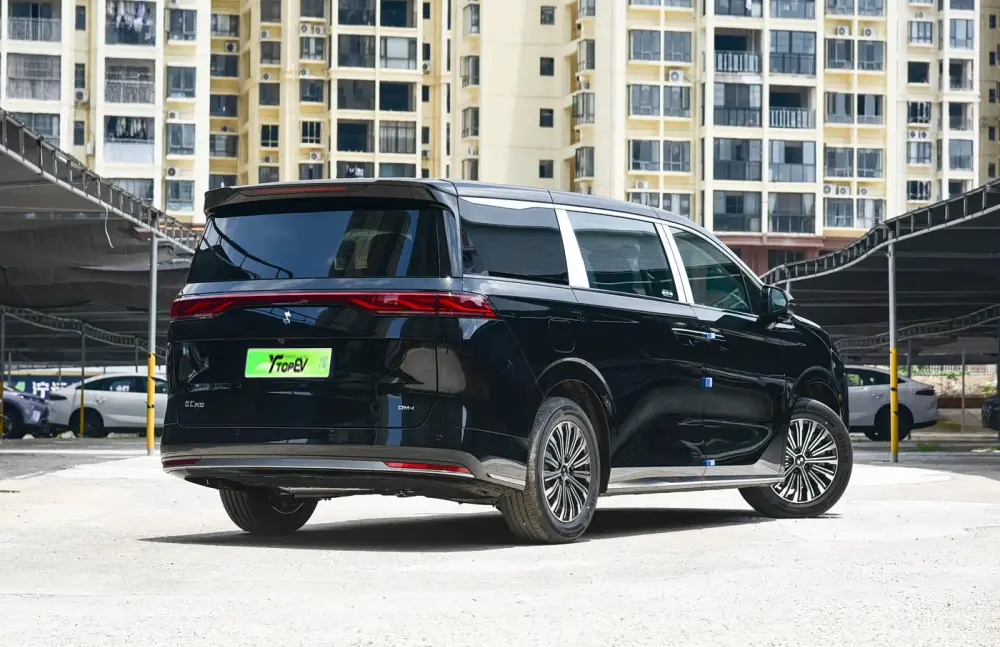 BYD Linghui M9 2026