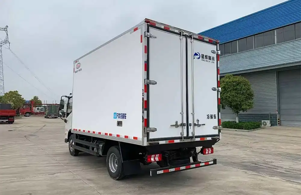 JAC Weiling K5 Caminhão Frigorífico
